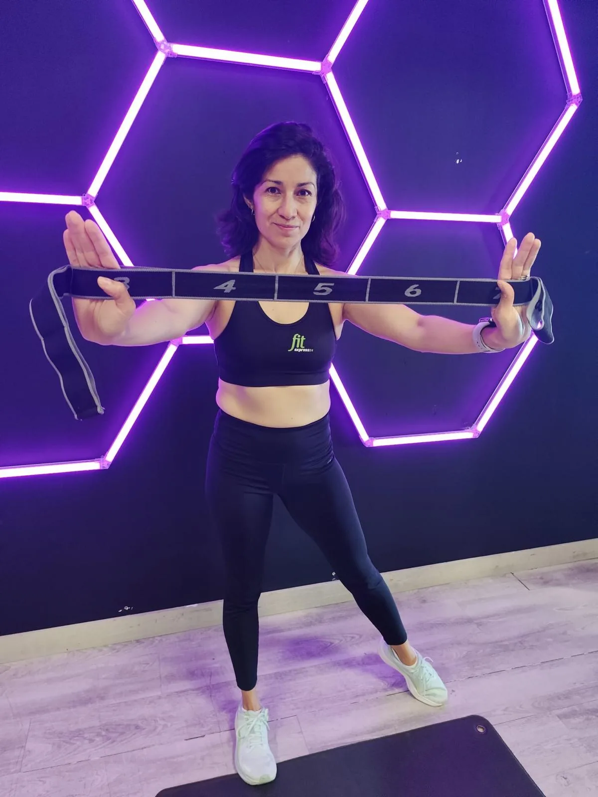 Resistance bands instructor at Fit Express 24